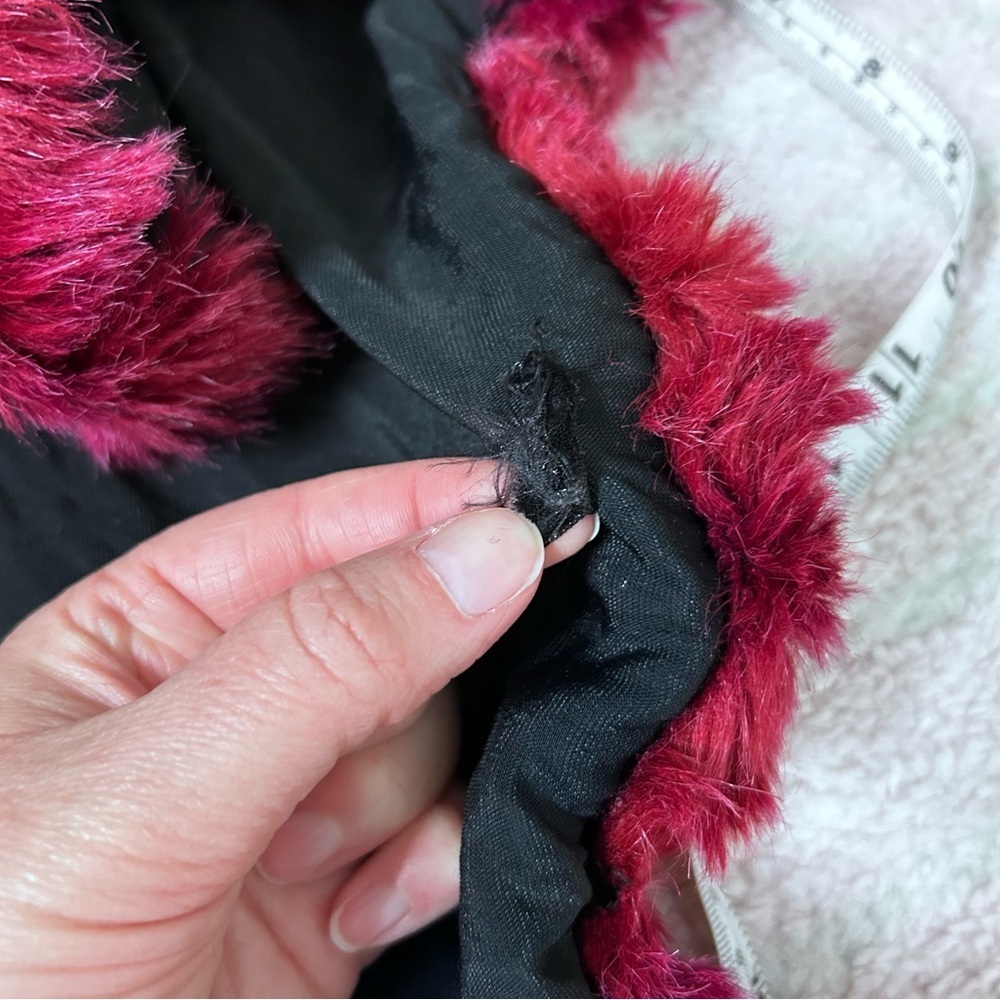 Vintage Black Burgundy Silk Blend Burnout Velvet Poncho Faux Fur Trim OS Flawed - Picture 12 of 16